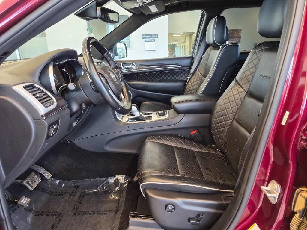 Used 2020 Jeep Grand Cherokee Summit AWD/4WD image 14