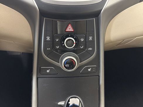 Used 2014 Hyundai Elantra SE w/ Option Group 02 image 24