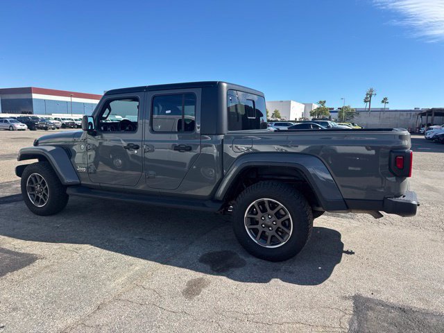 Used 2023 Jeep Gladiator Overland AWD/4WD image 8