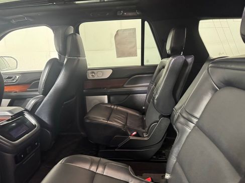 Certified 2022 Lincoln Navigator Reserve image 34