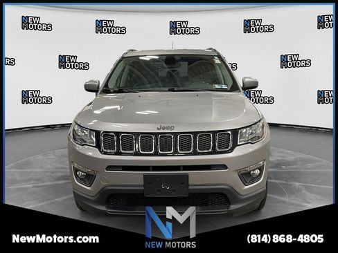 Used 2020 Jeep Compass Latitude w/ Cold Weather Group AWD/4WD image 8