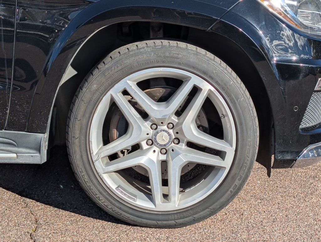 Used 2016 Mercedes-Benz GL 550 4MATIC image 10