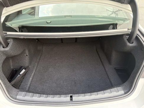 Used 2026 BMW 330i Sedan RWD image 8
