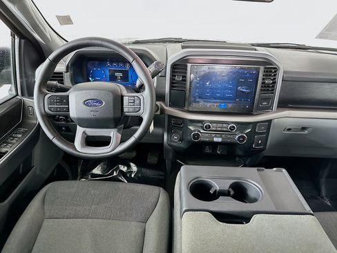 Used 2025 Ford F150 XLT w/ Equipment Group 301A Standard image 21
