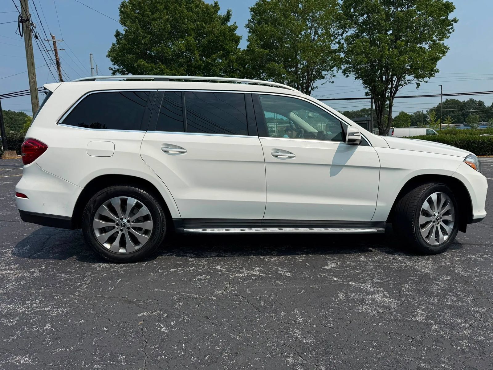 Used 2017 Mercedes-Benz GLS 450 4MATIC image 3