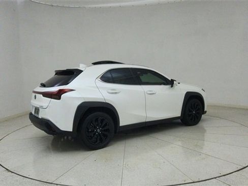 Used 2024 Lexus UX 250h FWD image 70