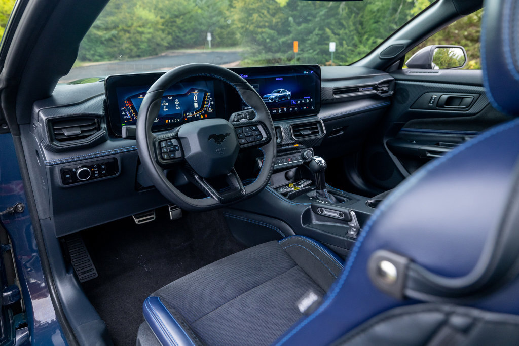 Used 2024 Ford Mustang Dark Horse RWD image 75