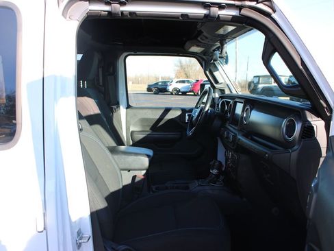 Used 2023 Jeep Wrangler Unlimited Rubicon 4xe w/ Cold Weather Group image 27