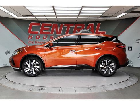 Certified 2022 Nissan Murano SL w/ SL Moonroof Package image 3