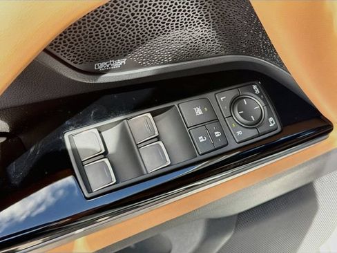 New 2026 Lexus LX 700h Luxury AWD/4WD image 25