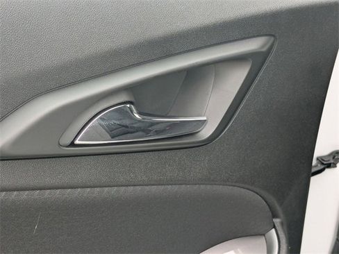 Used 2024 Chevrolet Malibu LS w/ Driver Confidence Package image 26