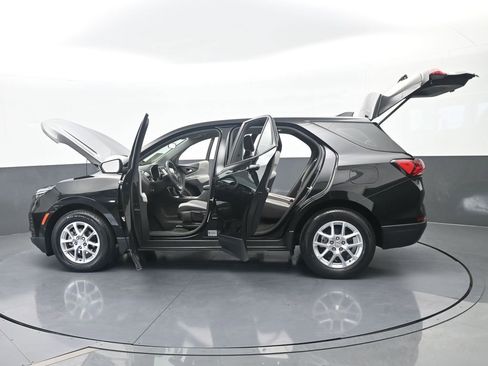 Used 2023 Chevrolet Equinox LS FWD image 71