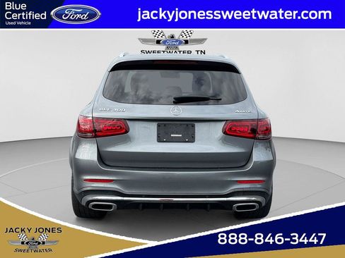 Used 2022 Mercedes-Benz GLC 300 4MATIC image 4
