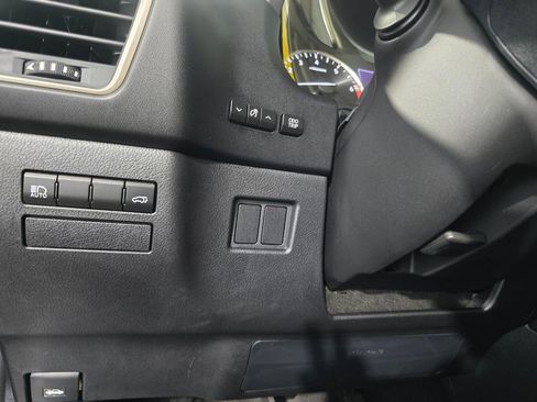 Used 2021 Lexus NX 300 FWD image 14