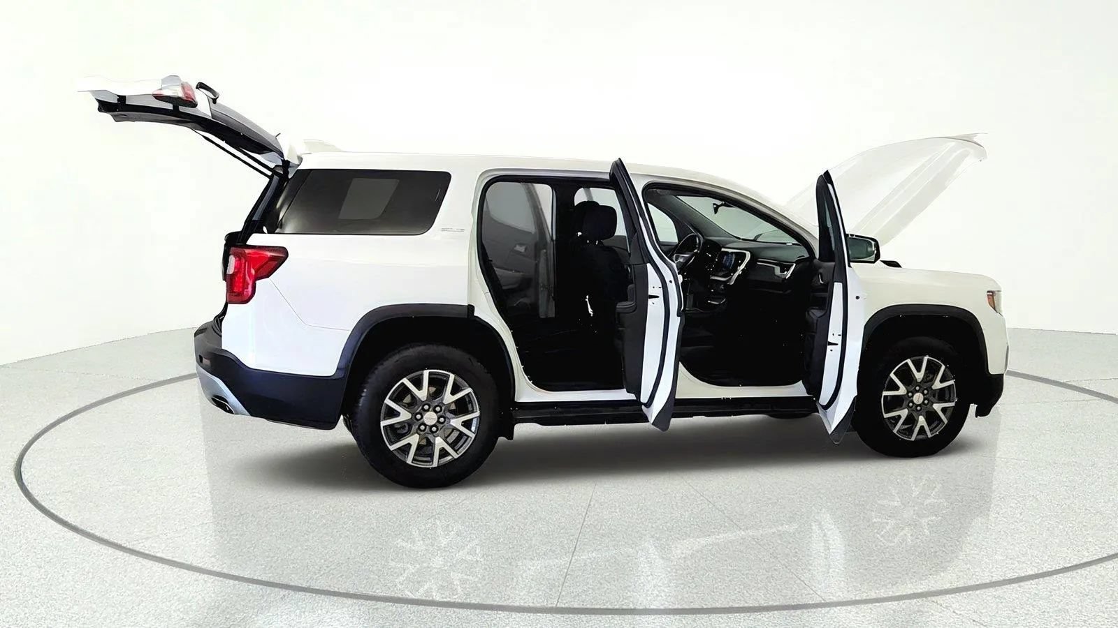Used 2022 GMC Acadia SLE FWD image 12