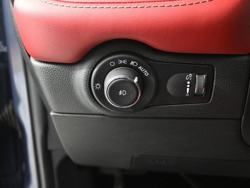 Used 2021 Dodge Durango R/T w/ Blacktop Package image 25