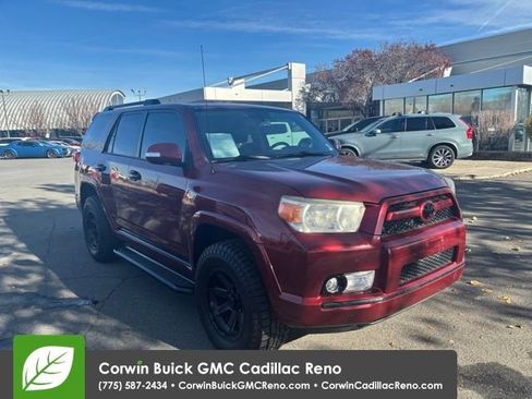 Used 2011 Toyota 4Runner SR5 image 3