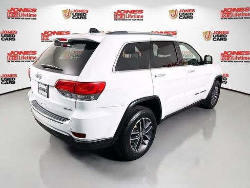 Used 2018 Jeep Grand Cherokee Limited AWD/4WD image 17