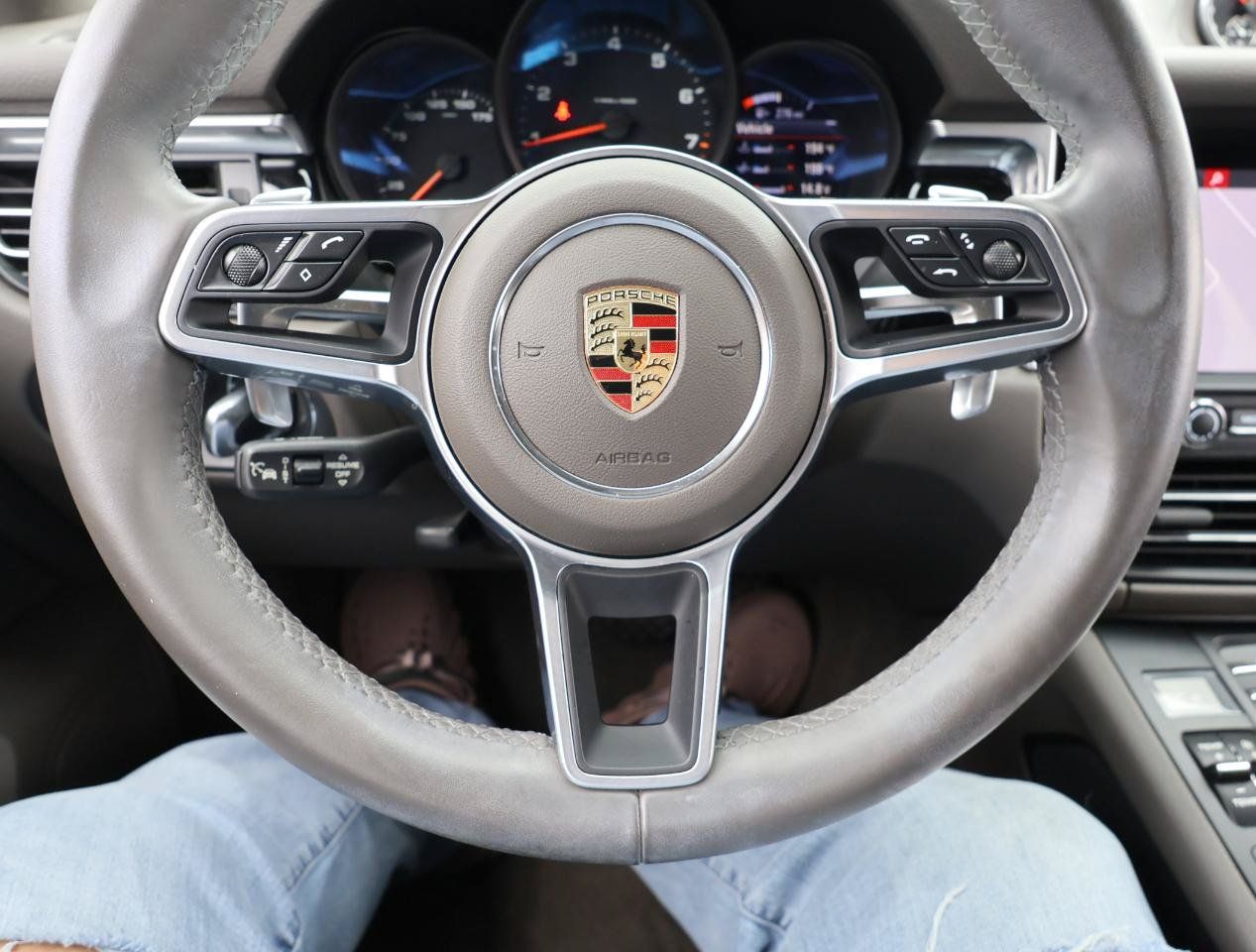 Used 2021 Porsche Macan AWD/4WD image 55