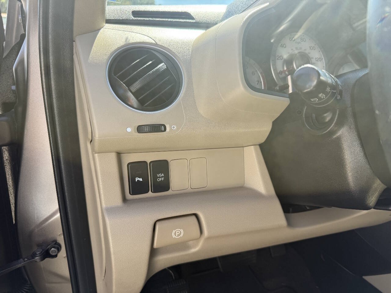 Used 2011 Honda Pilot Touring image 16