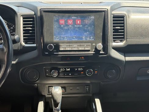 Used 2022 Nissan Frontier SV RWD image 15