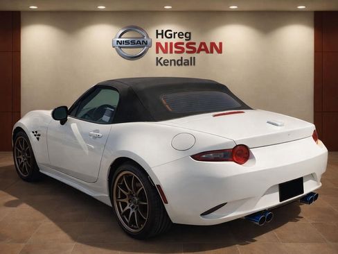 Used 2018 MAZDA MX-5 Miata Grand Touring RWD image 2