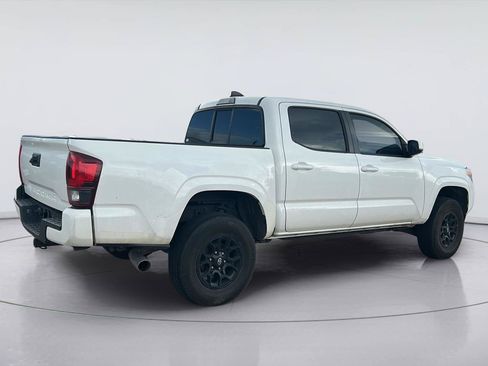 Used 2020 Toyota Tacoma SR w/ SR Convenience Package RWD image 4