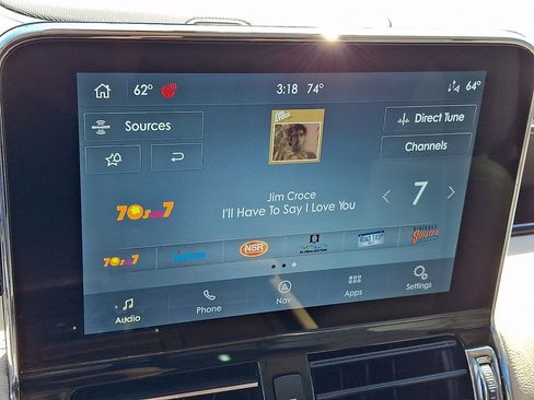 Used 2021 Lincoln Navigator Reserve w/ Luxury Package AWD/4WD image 23