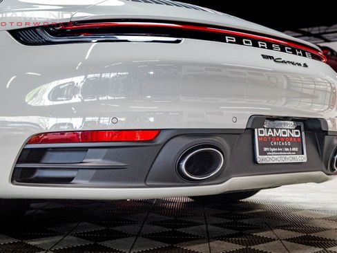 Used 2024 Porsche 911 Carrera S image 39