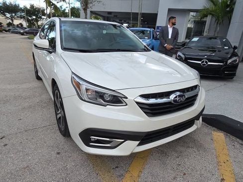 Used 2022 Subaru Legacy Limited AWD/4WD image 3