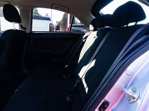Used 2014 Mitsubishi Lancer ES FWD image 17