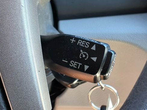 Used 2007 Toyota Camry LE image 44