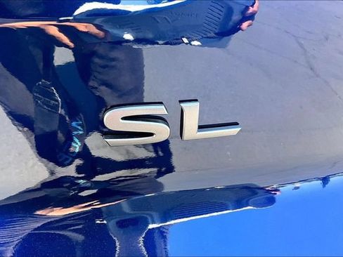 New 2026 Nissan Pathfinder SL FWD image 9