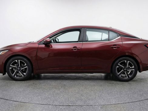 Used 2025 Nissan Sentra SV image 5