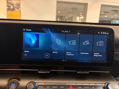 Used 2025 Hyundai Kona SEL image 21