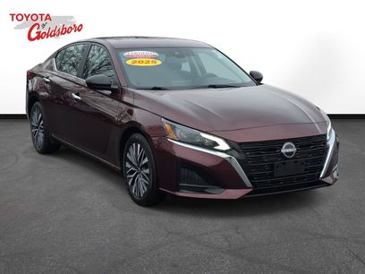 Used 2025 Nissan Altima 2.5 SV
