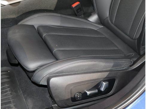 Used 2022 BMW 330i Sedan w/ M Sport Package RWD image 14