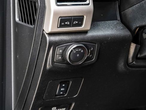 Used 2018 Ford F250 Lariat w/ Lariat Value Package image 21