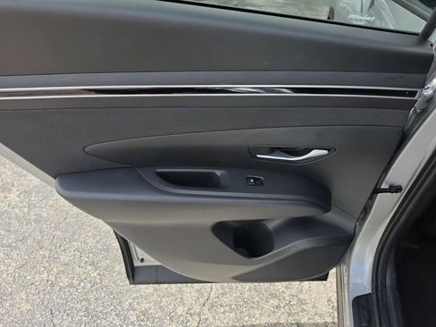 Used 2024 Hyundai Tucson SEL w/ Convenience Package image 11