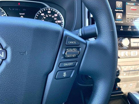 Used 2025 Nissan Frontier SV image 22