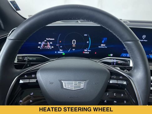 Certified 2024 Cadillac Lyriq Luxury AWD/4WD image 3