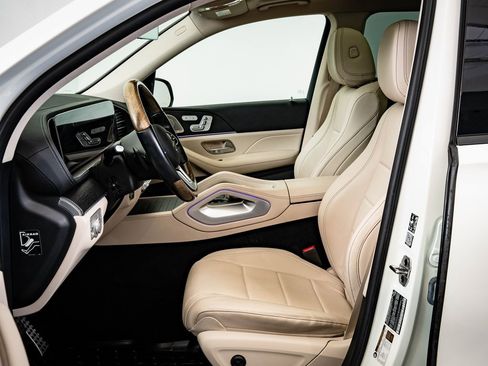 Used 2022 Mercedes-Benz GLS 450 4MATIC image 21