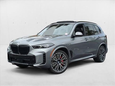 Used 2026 BMW X5 xDrive40i w/ M Sport Package image 1