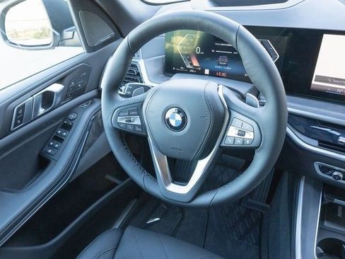 New 2025 BMW X5 xDrive40i image 24