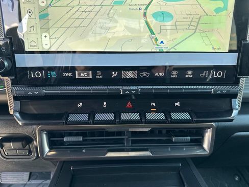 New 2025 GMC Hummer EV 3X image 28