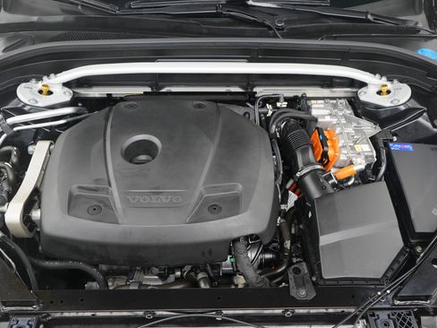 Used 2023 Volvo XC60 T8 Polestar image 30