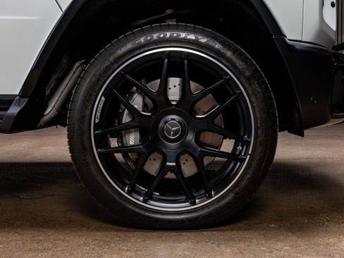 Used 2025 Mercedes-Benz G 63 AMG 4MATIC image 11