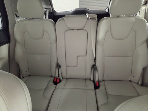 Used 2020 Volvo XC90 T5 Momentum w/ Protection Package FWD image 23