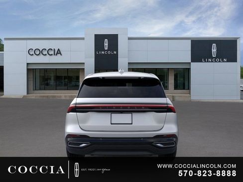 New 2026 Lincoln Nautilus Premier AWD/4WD image 5