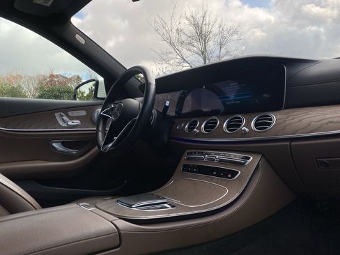 Used 2022 Mercedes-Benz E 450 E 450 w/ Driver Assistance Package image 77